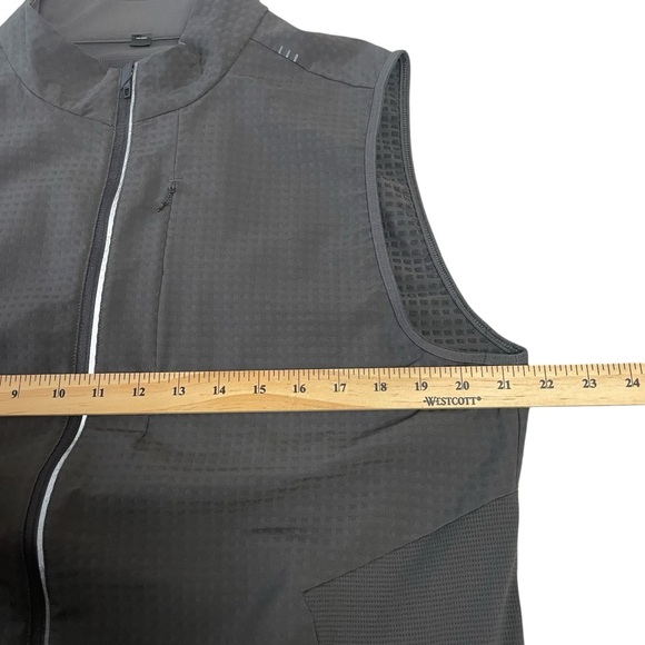 Lululemon Cold Terrain Fleece Vest Mens Large Gray Gorpcore Performance Training - Picture 13 of 15